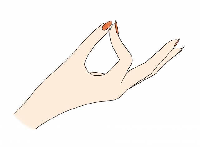 мигдальна форма нігтів