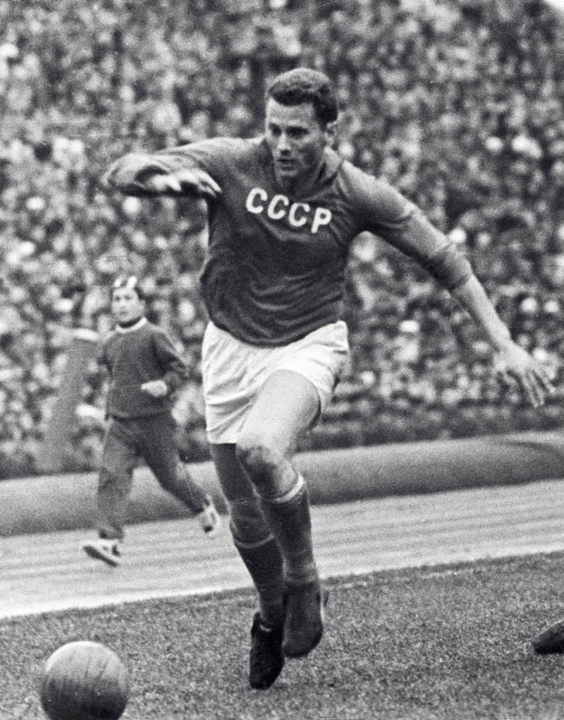 Радянський футболіст вбив воротаря-мавпу