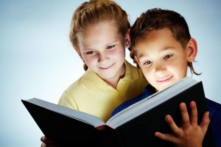 Як зацікавити дитину до читання книг