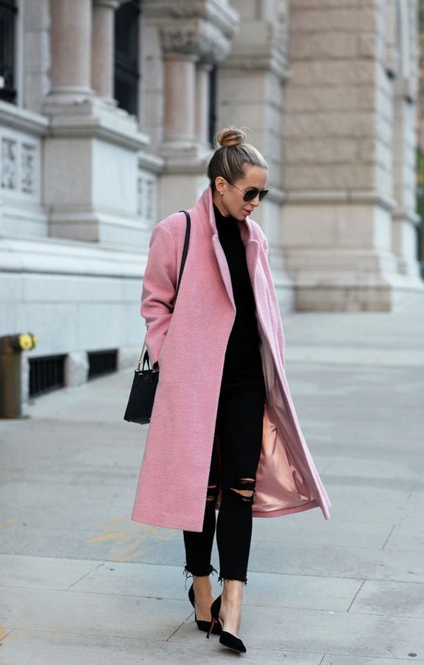рожеве пальто
