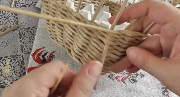 плетіння з газетних трубочок для початківців