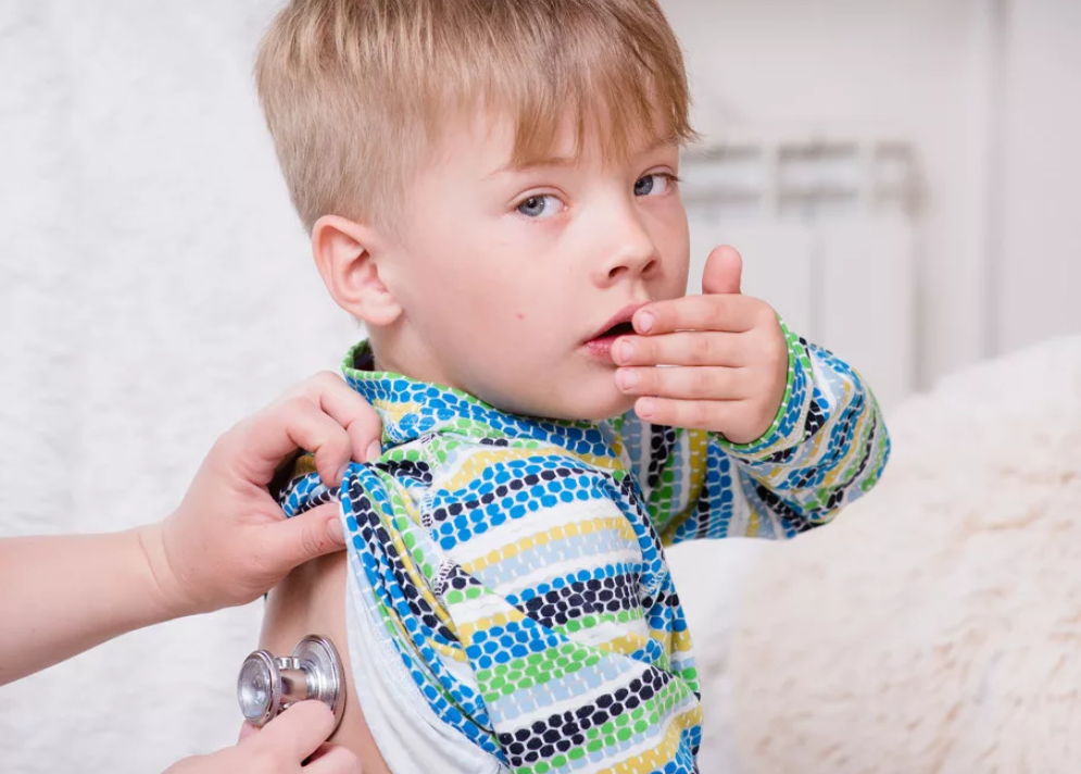 Як вилікувати кашель у дитини Комаровський?